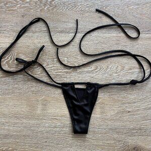 NWOT Nemesis Apparel Bikini Bottoms - Black,  Size S